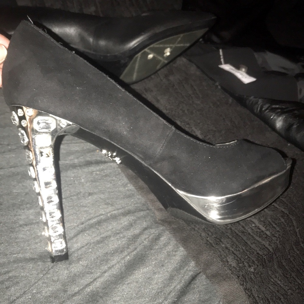 Simply Vera wang heels